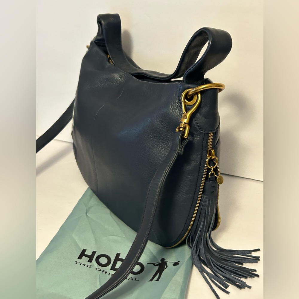 HOBO Navy pebble leather hobo shoulder bag crossbodyNWT - Picture 5 of 12